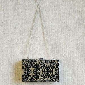 Evening Bag Clutch Purse Formal Black Velvet Baroque Metal Clasp Chain Strap